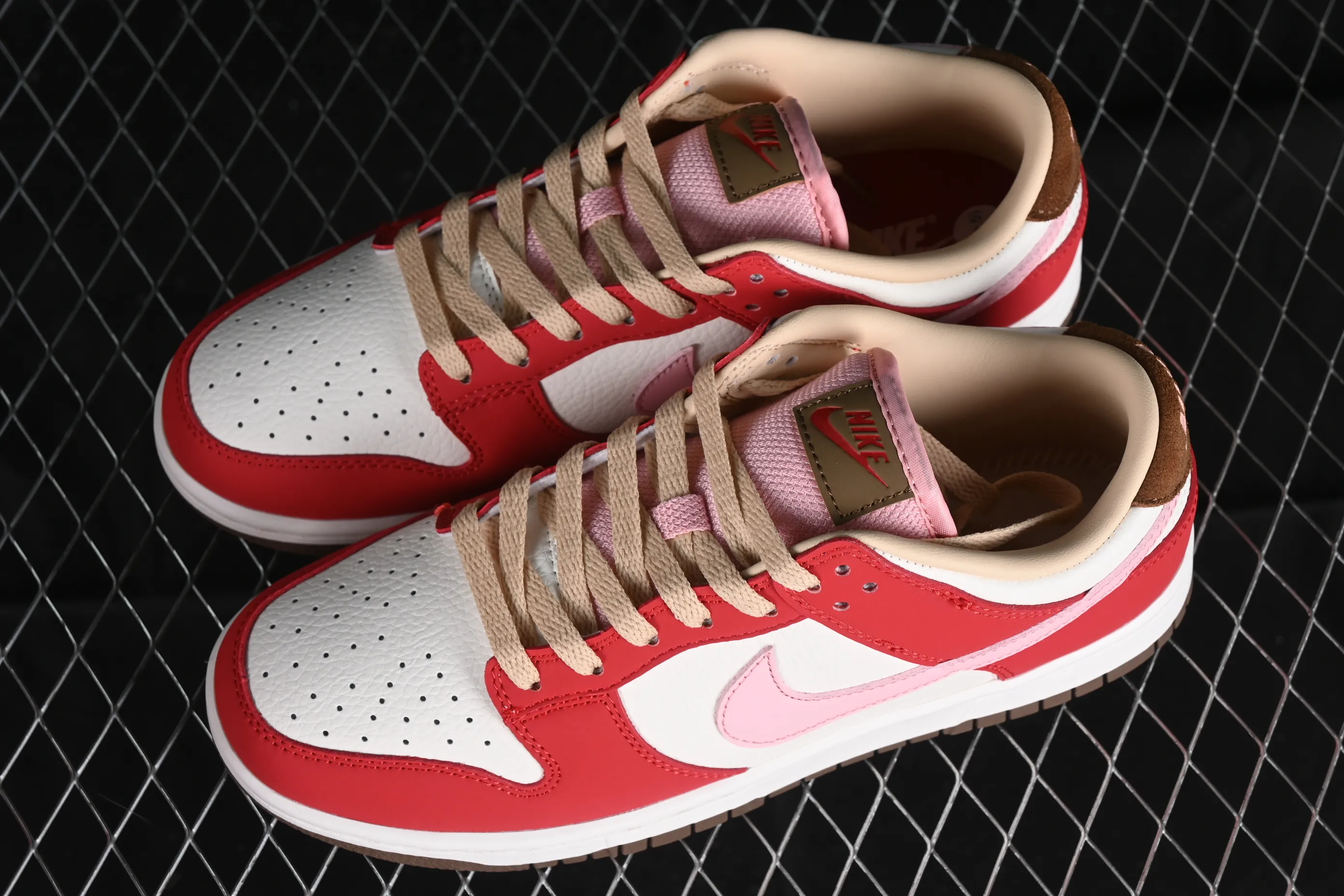 All categories Nk SB Dunk series Nk SB Dunk Low low-top sneakers Nk Dunk Low Bacon color SB low-top casual sneakers FB7910-600
